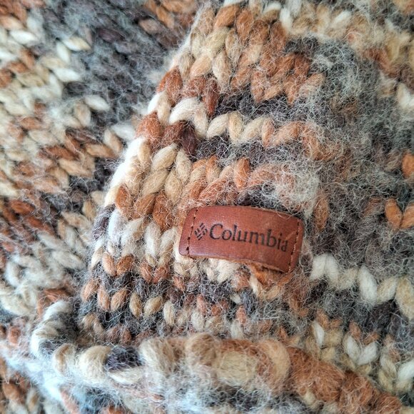 Columbia Heavyweight Cable-Knit Wool Turtleneck Sweater - Picture 3 of 11